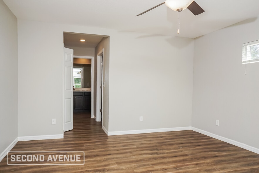 Building Photo - 404 Biscayne Dr