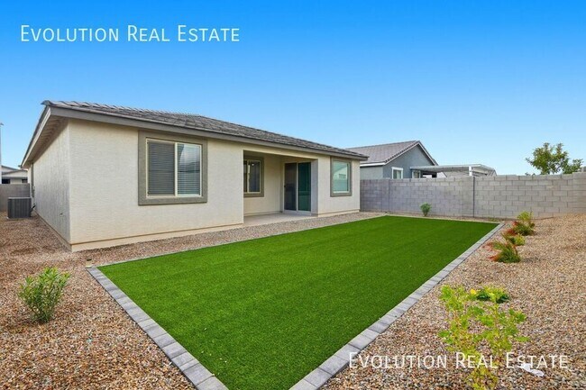 Building Photo - 5532 W Coplen Farms Rd