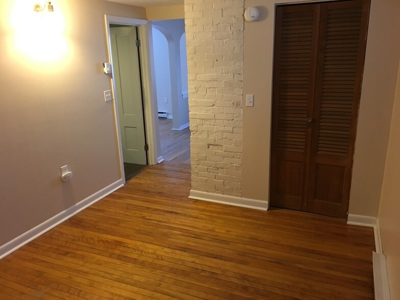Building Photo - 24 Gilman St