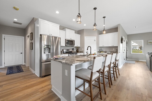 Building Photo - 1824 Horseshoe Ln