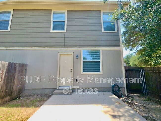 Building Photo - 708 Jane Austen Trail
