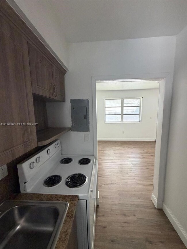Building Photo - 890 NW 55th St