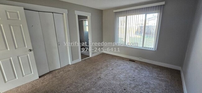 Building Photo - 2740 Beechwood St