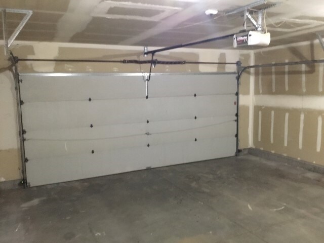 Building Photo - 1075 W Egret Dr