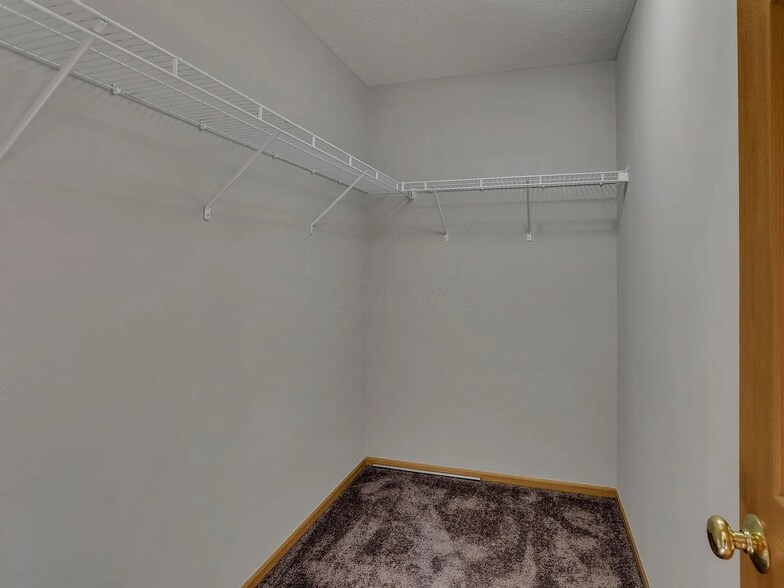 Building Photo - 7015 Onyxbluff Ln