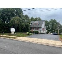 Building Photo - 3536 Rhoads Ave
