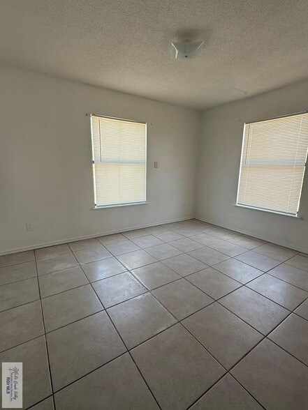 Building Photo - 2020 S 23rd St