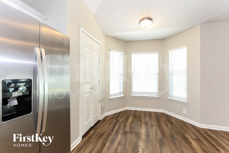 Building Photo - 1036 Three Forks Ct