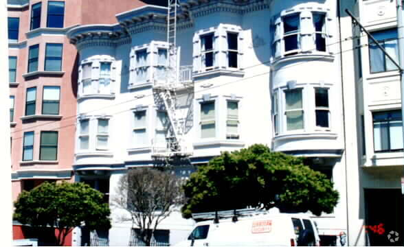 Building Photo - 1660 Sacramento St