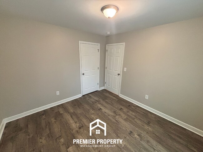 Building Photo - Charming 3BR Home with Vaulted Ceilings, Stainless Steel Kitchen & Fenced Yard in Odenville