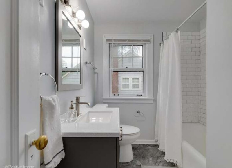 Building Photo - 323 E Jefferson Ave