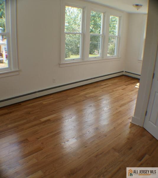 Building Photo - 110 Willow Ave