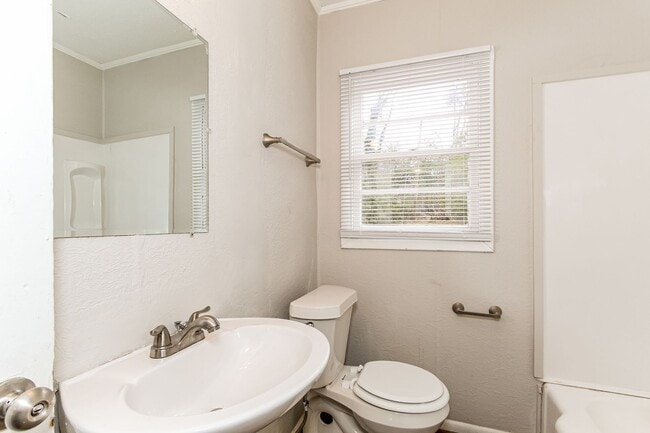 Building Photo - 6121 Court M