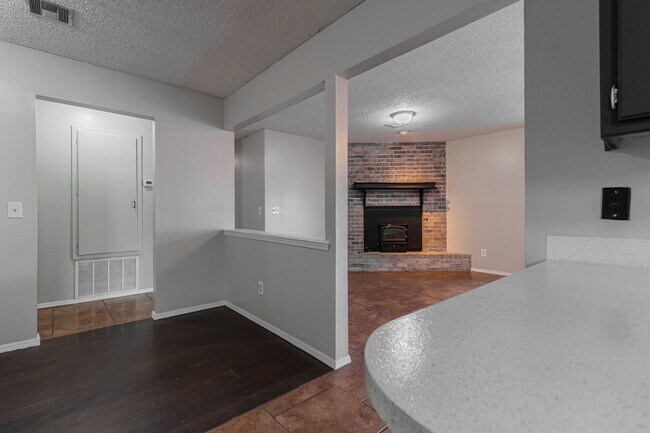 Building Photo - 3 Bed 2 Bath in Norman
