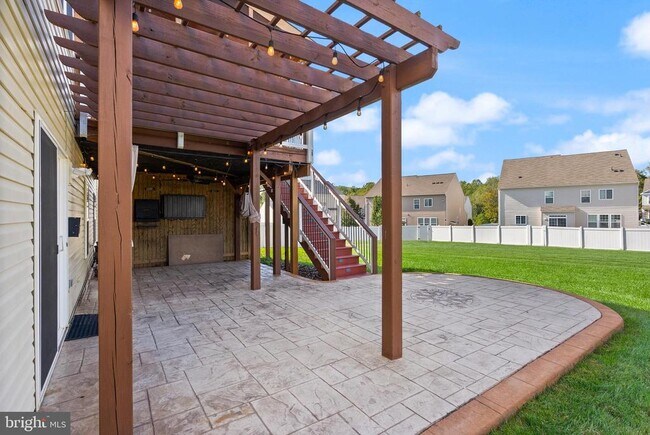 Building Photo - 5666 Spriggs Meadow Dr