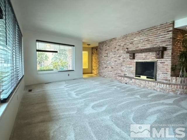 Building Photo - 2125 Lakeside Dr