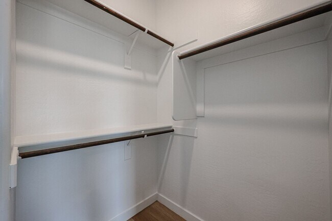 Building Photo - COMING SOON, Stunning 4 bedroom, 4 bathroom home in the desirable gated community of Horizon in C...