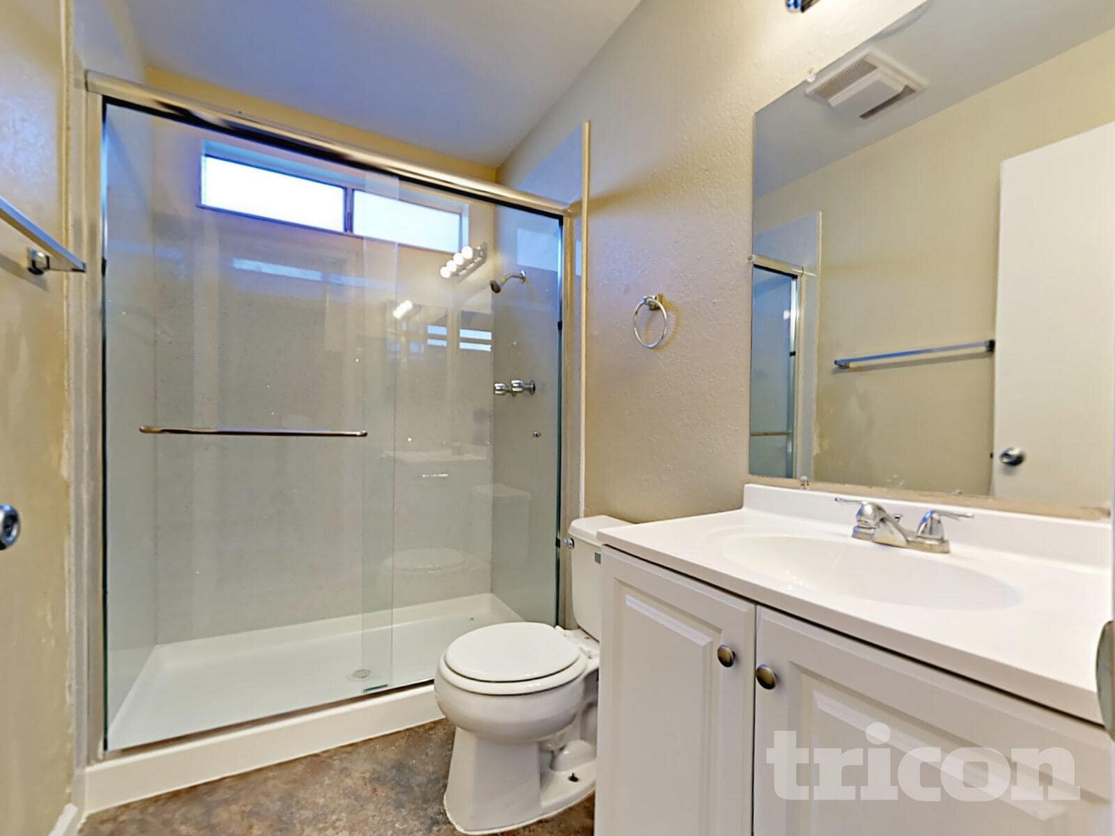 Building Photo - 215 Loy St.