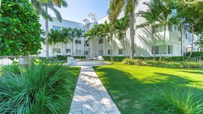 Building Photo - 1300 Pennsylvania Ave