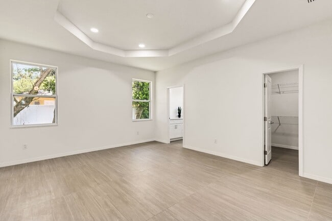 Building Photo - Brand New Tampa Home!!!