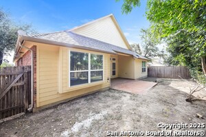 Building Photo - 6103 Geranium