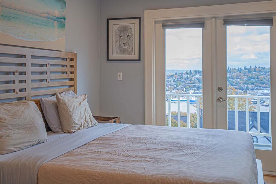 Building Photo - 1514 Bigelow Ave N