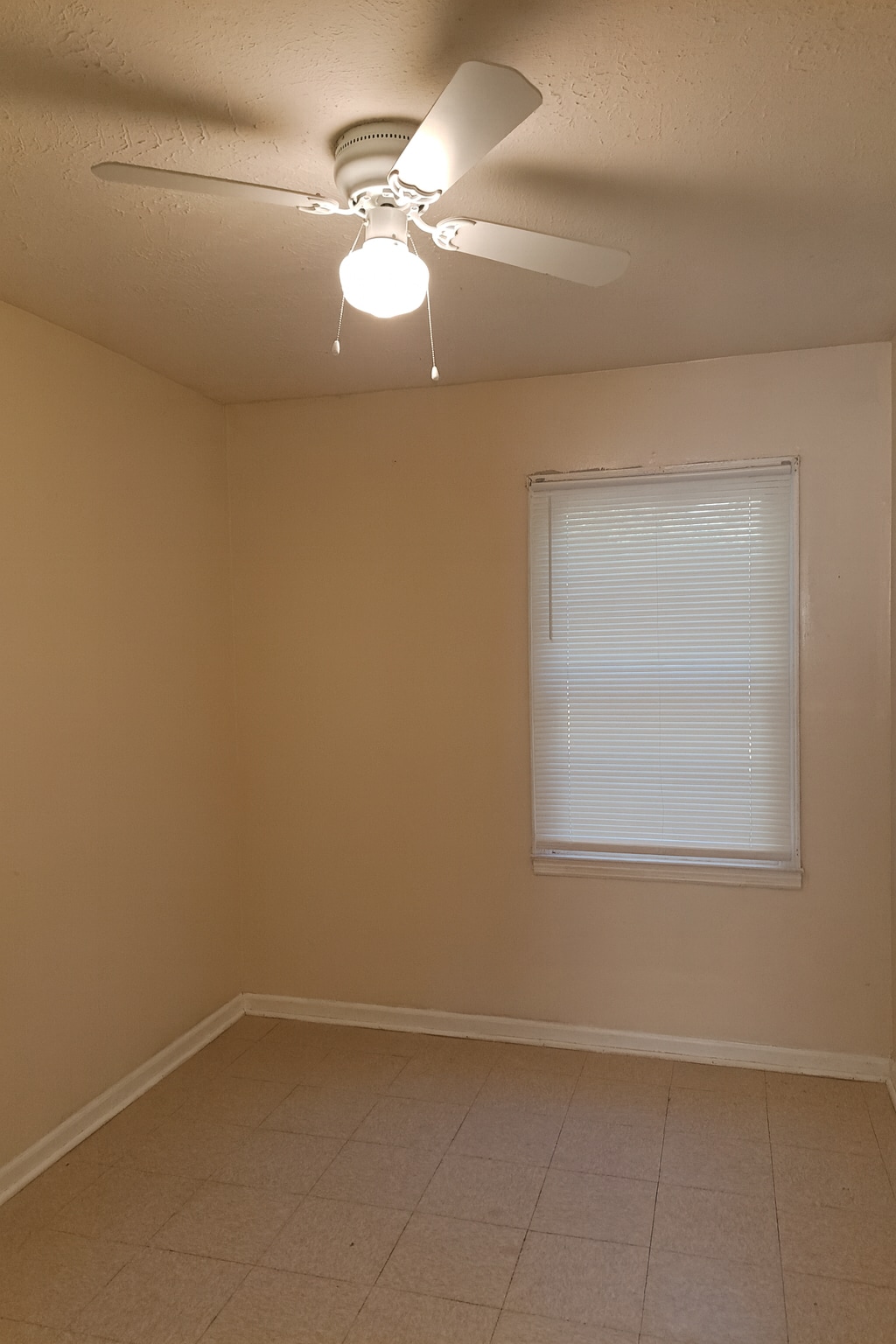 Building Photo - 5736 Deborah Dr