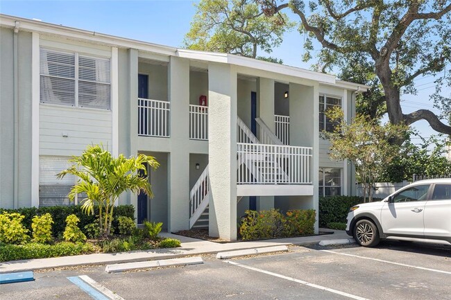 Primary Photo - 5440 S MacDill Ave