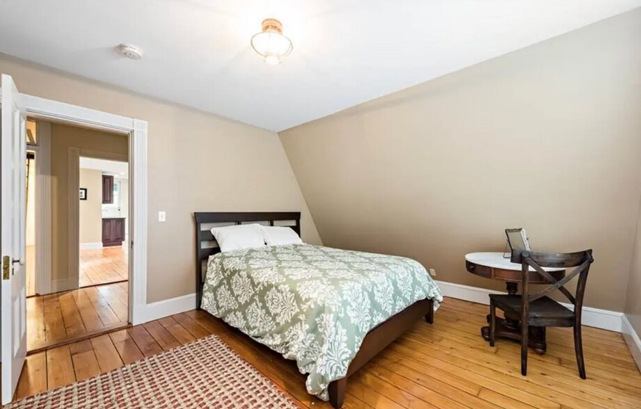 Building Photo - 17 Lincoln St