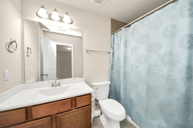 Building Photo - 2714 Birchwood Meadow Ct
