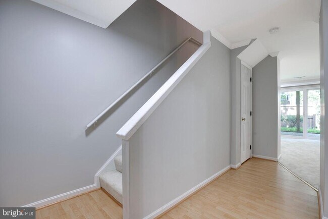 Building Photo - 5610 Gosling Ct