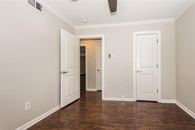 Building Photo - 3332 Brockway Dr