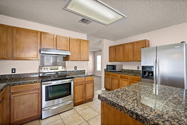 Building Photo - 12943 Dionysus Dr