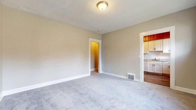 Building Photo - 3001 Denison Ave