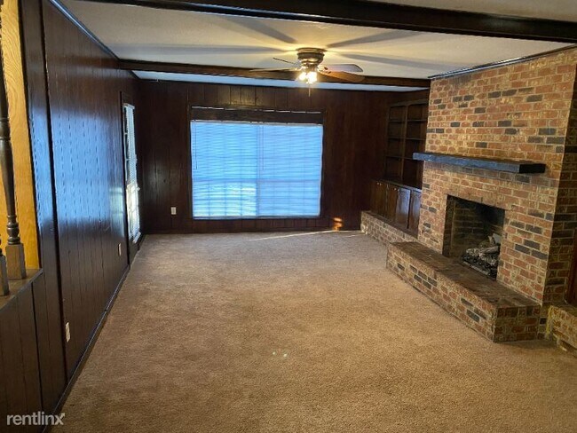 Building Photo - 3 br, 2 bath House - 1770 Dorgan St