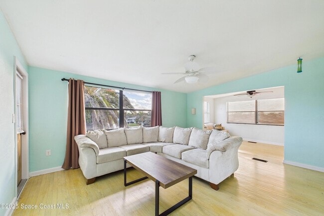 Building Photo - 106 Sunrise Ave