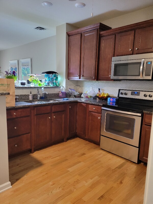 Building Photo - 23 Augustus Ct