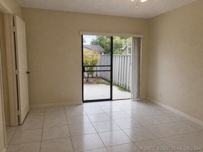 Building Photo - 1313 Peppertree Trail
