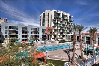 Building Photo - Gorgeous Juhl Unit For Lease