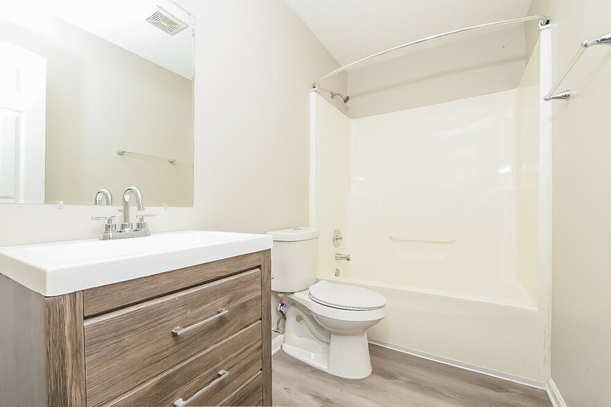 Building Photo - 3109 Canter Ct NE