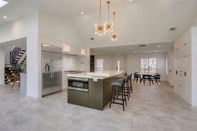 Building Photo - 2045 Marydale Rd