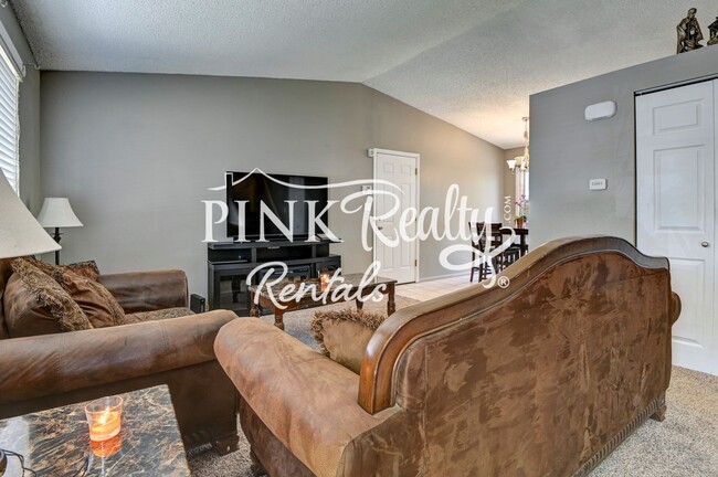 Building Photo - Cozy 3-Bedroom Home in Sunrise Ridge!