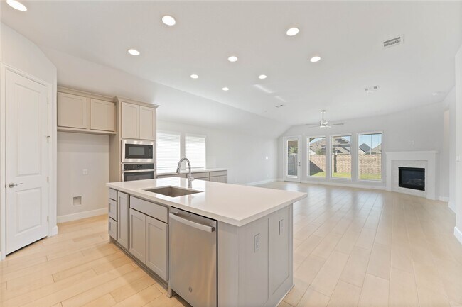 Building Photo - 20611 Morgan pasture Ln