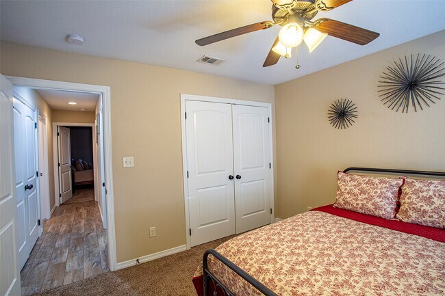Building Photo - 731 Dominik Dr
