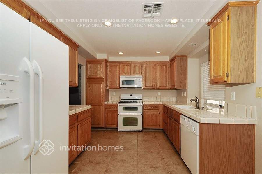 Building Photo - 1700 Dixie Peak Ct