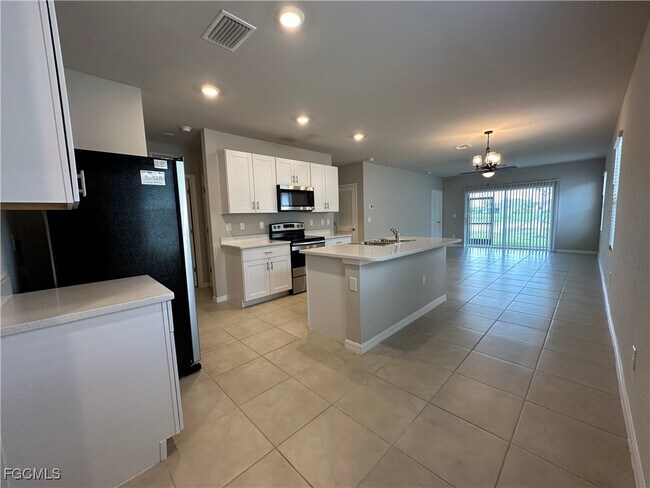 Building Photo - 8777 Swell Brooks Ct