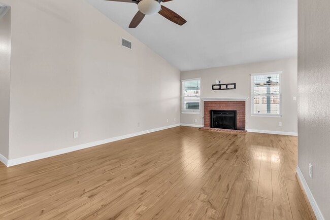 Building Photo - 244 White Oak Rd