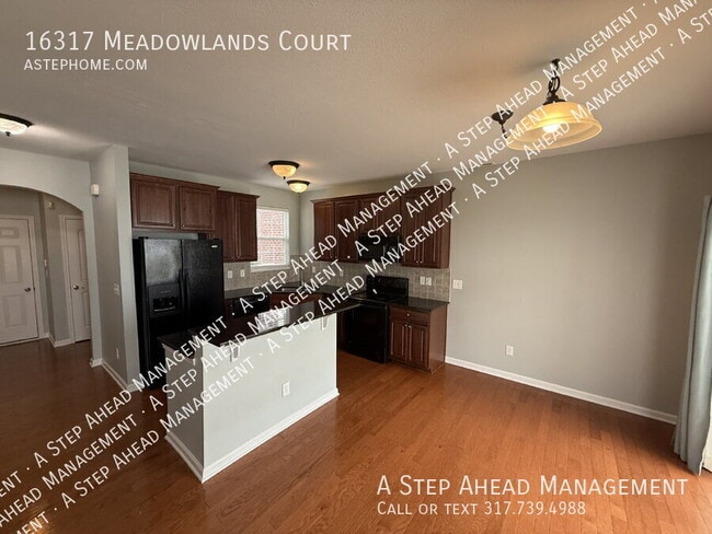 Building Photo - 16317 Meadowlands Ct