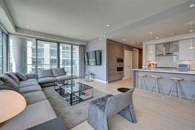 Building Photo - 2047 Westcreek Ln Ln