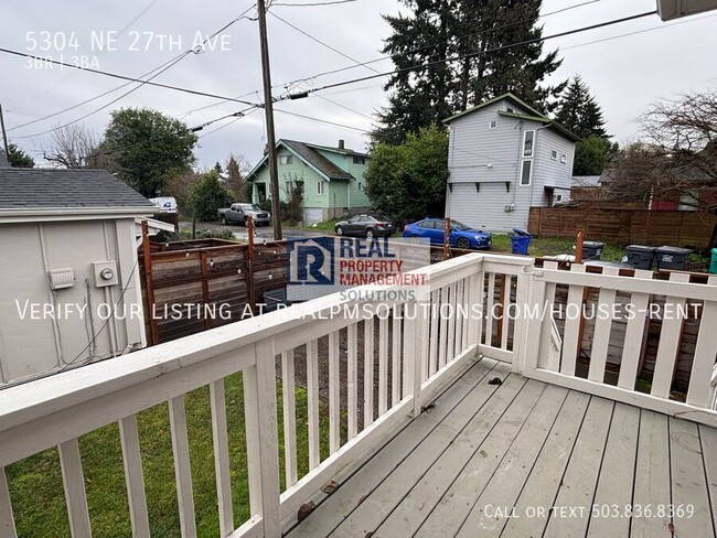 Building Photo - 5304 NE 27th Ave